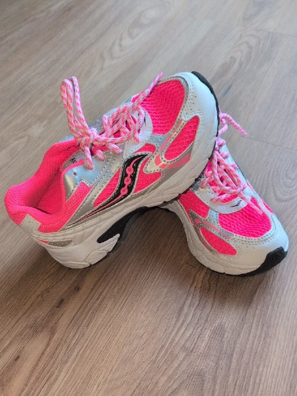 Saucony Girl's Hot Pink and Silver Athletic Sneakers - Picture 5 of 5